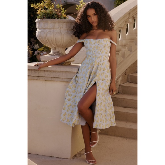 NEW House of CB Saira Soft Blue Vintage Floral Print Dress L+ (XL) - Picture 11 of 17